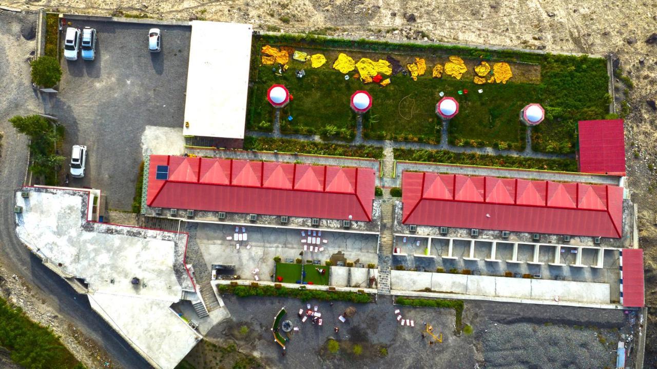 Hotel Mountain Lodge סקרדו מראה חיצוני תמונה