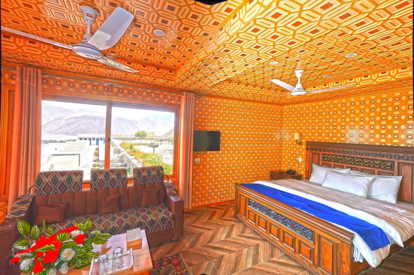 Hotel Mountain Lodge סקרדו מראה חיצוני תמונה